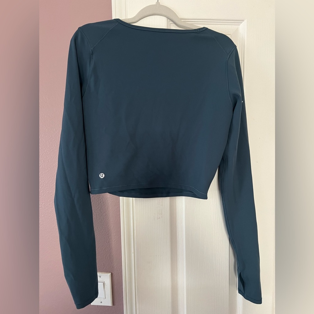 Lululemon Wunder Train Cropped Long Sleeve
Iron Blue